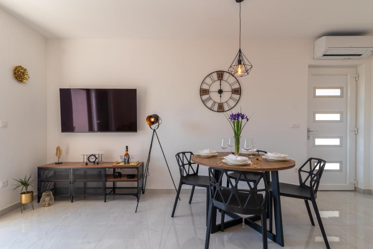 Infinity Residence تروغير المظهر الخارجي الصورة