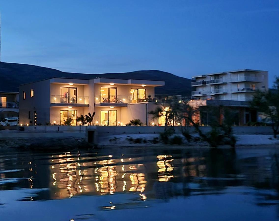 Infinity Residence تروغير المظهر الخارجي الصورة